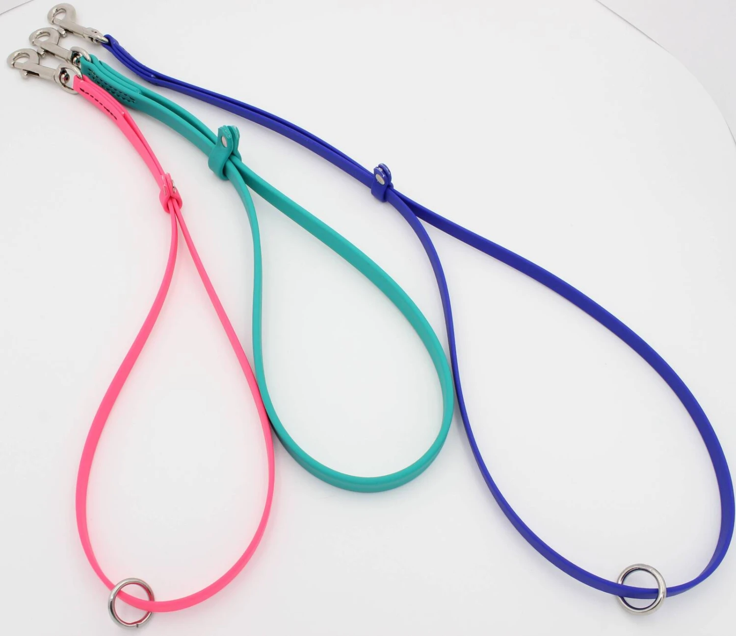 GroomTech Biothane Grooming Loops With Ring 18" X 1/2" - Teal 4 GroomTech Biothane Grooming Loops With Ring 18" X 1/2" - Teal - Image 2